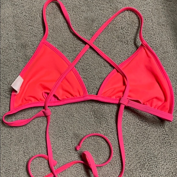 Hollister bikini top - Picture 2 of 3